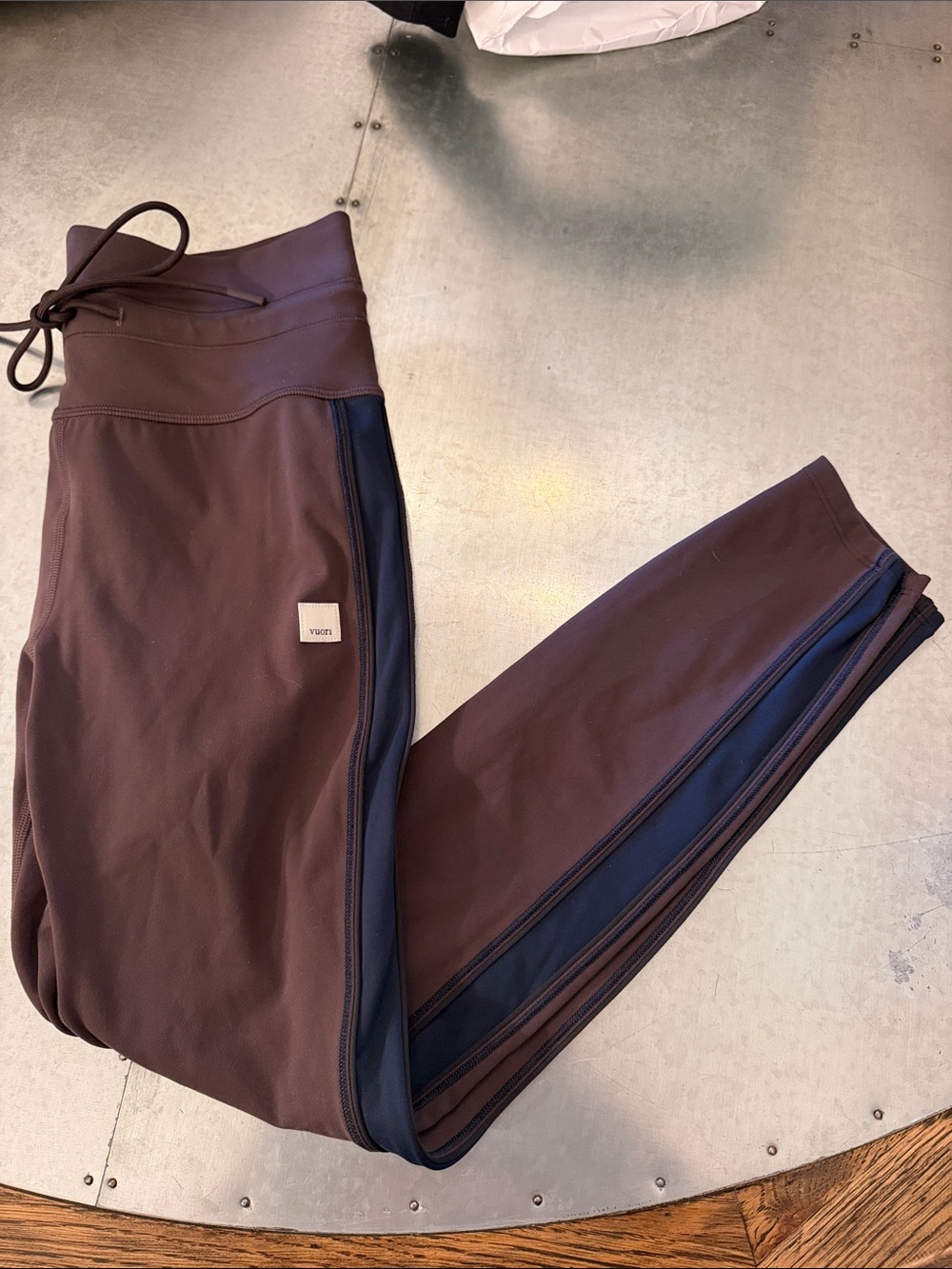 Vuori Daily Track Legging, S, French Roast